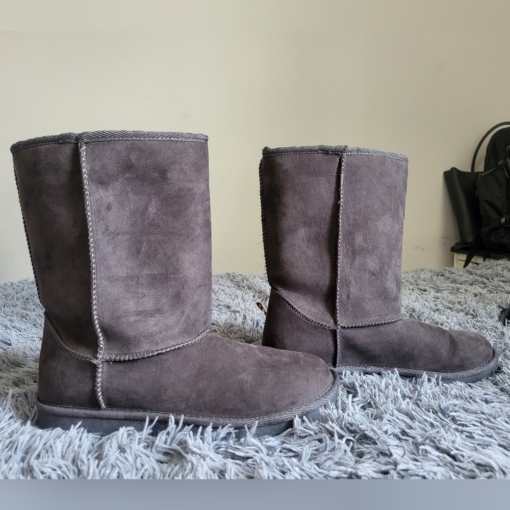 Arizona Womens Slate Gray Suede Boots With Fur Trim Size 10